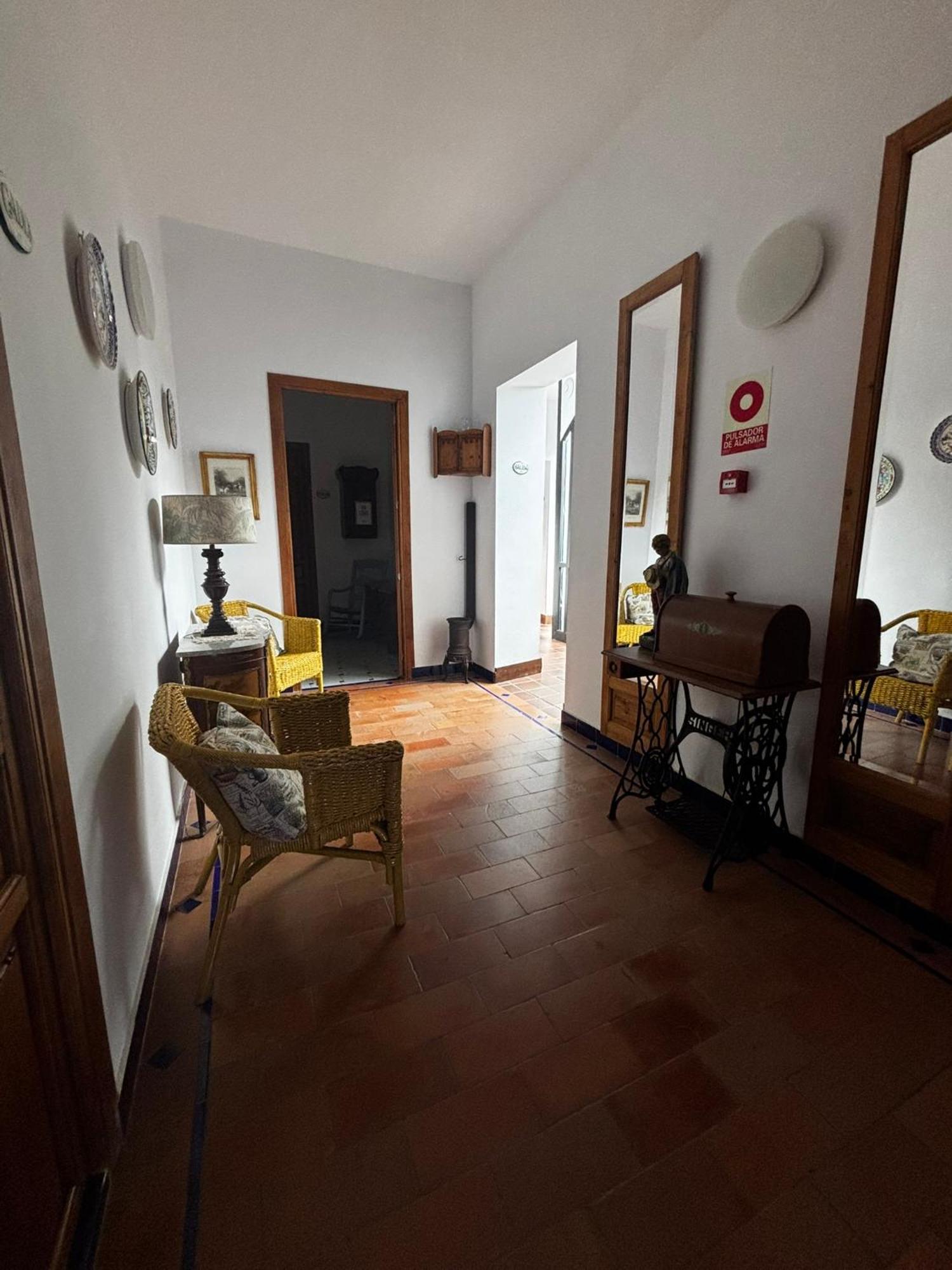 Hotel Entreolivos El Pedroso Luaran gambar